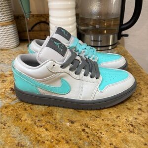 Nike Air Jordan Low Sneakers in Teal and Gray size 6.5